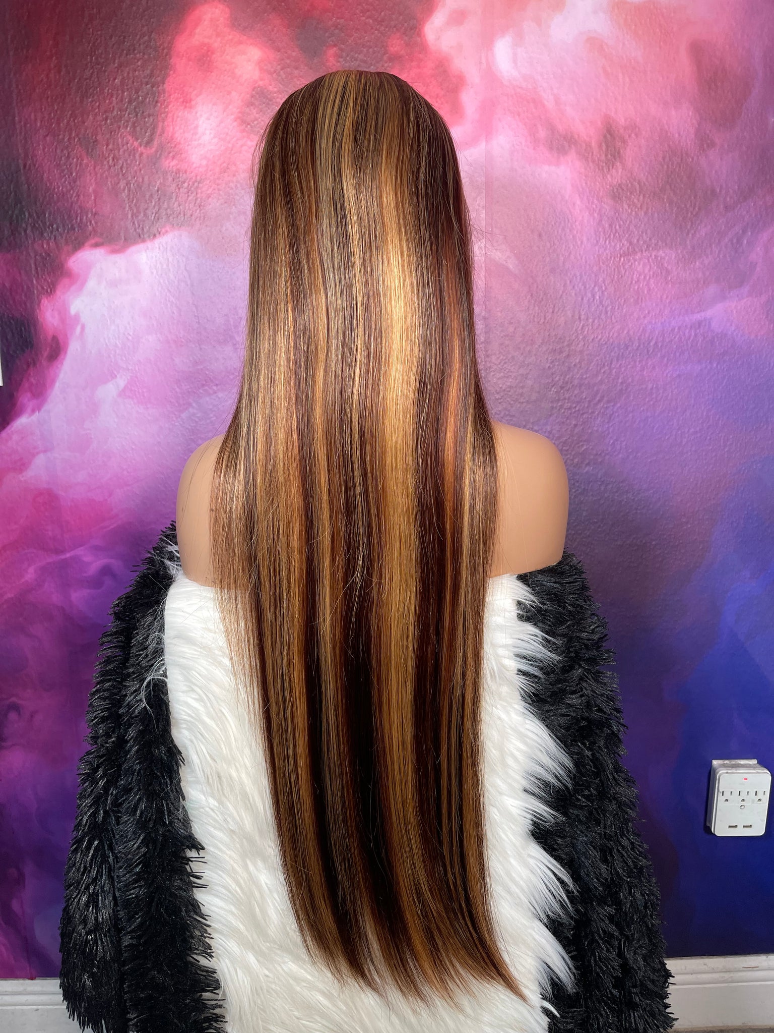 30” HD Highlight Straight – Whipped & Styled